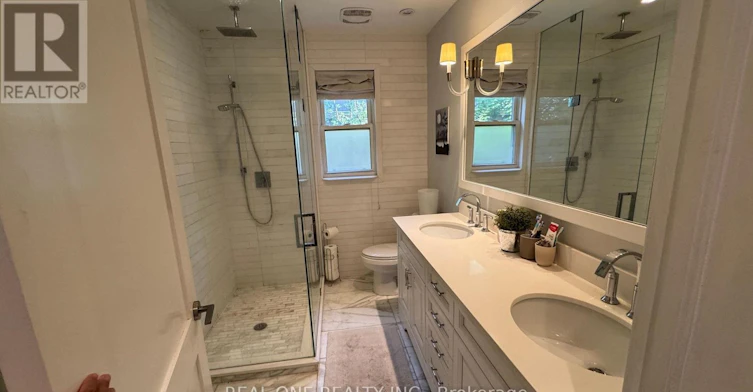 1 Silkstone Gate, Richmond Hill, ON, L4C 6V7 - 39