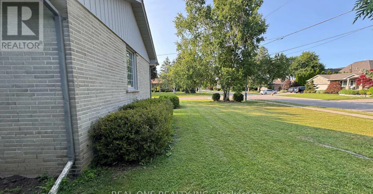 1 Silkstone Gate, Richmond Hill, ON, L4C 6V7 - 6
