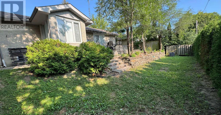 1 Silkstone Gate, Richmond Hill, ON, L4C 6V7 - 11