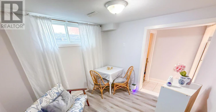 LOWER LEVEL-14 Gooch Court, Toronto, ON, M6S 2N8 - 10
