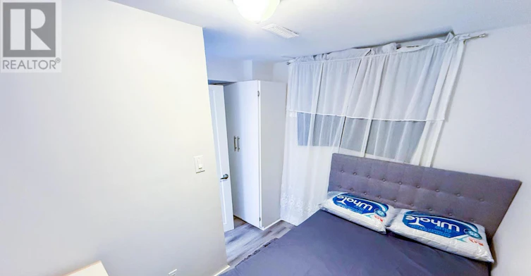LOWER LEVEL-14 Gooch Court, Toronto, ON, M6S 2N8 - 12