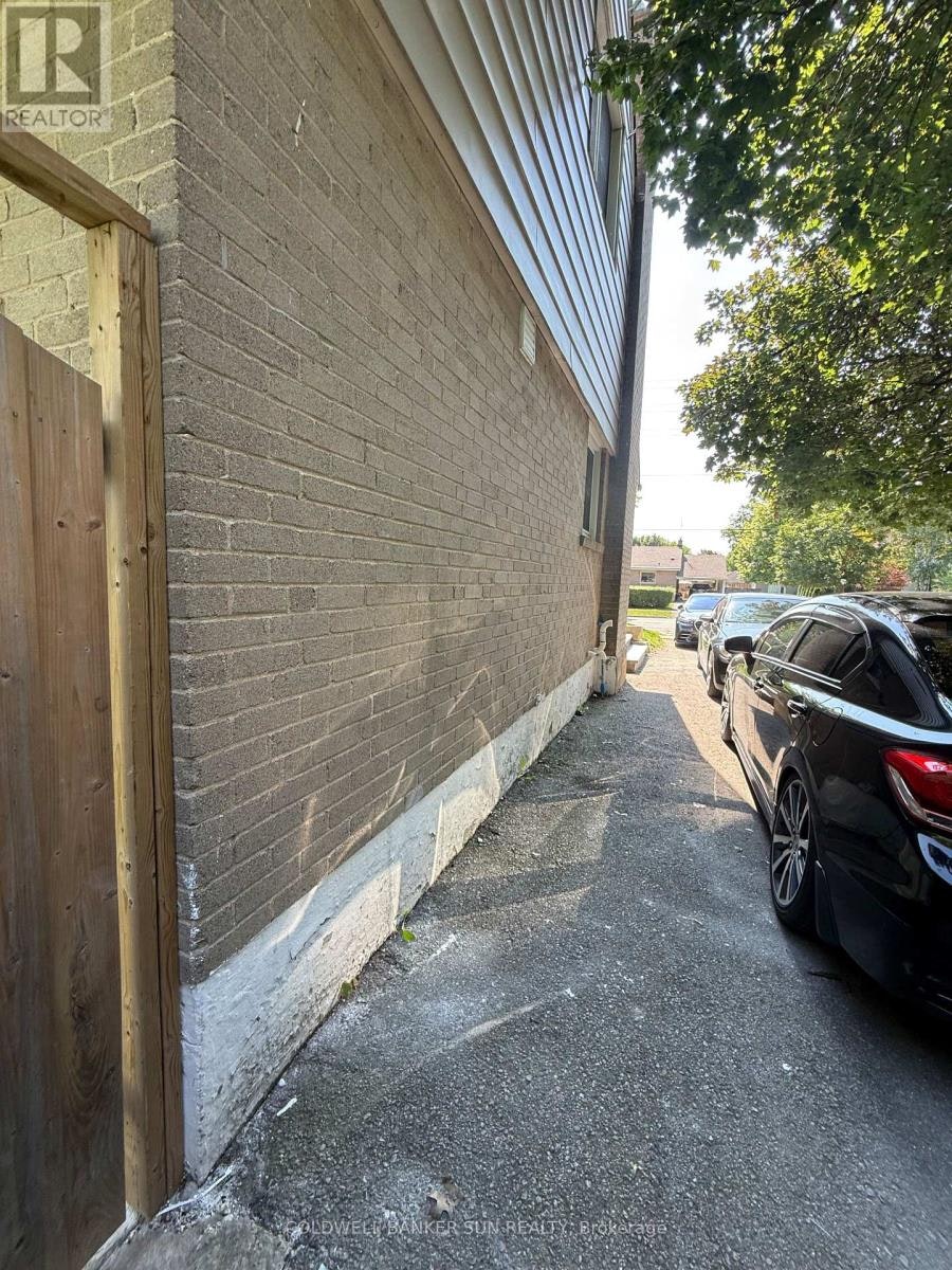 LOWER-155 Heslop Street, Milton, ON, L9T 1B5 - 3