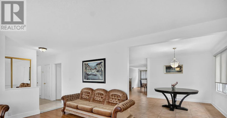 53 Fieldrow Street, Ottawa, ON, K2G 2Y6 - 5