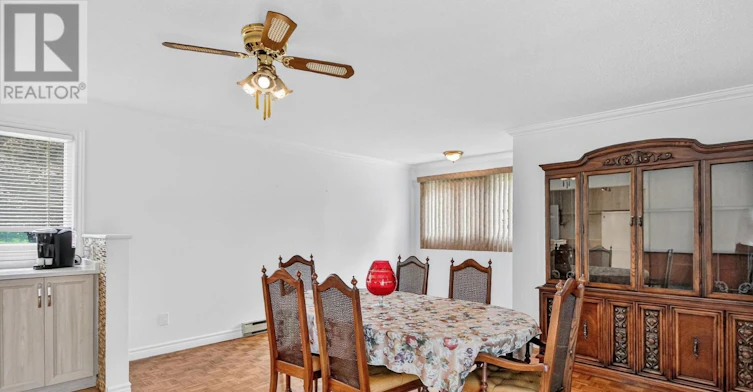 53 Fieldrow Street, Ottawa, ON, K2G 2Y6 - 8