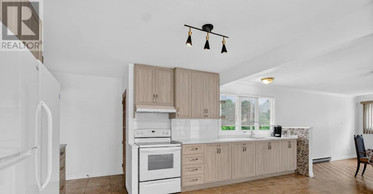 53 Fieldrow Street, Ottawa, ON, K2G 2Y6 - 17