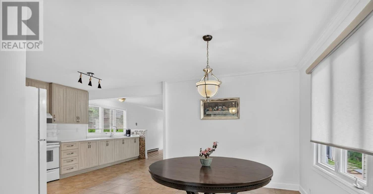 53 Fieldrow Street, Ottawa, ON, K2G 2Y6 - 18