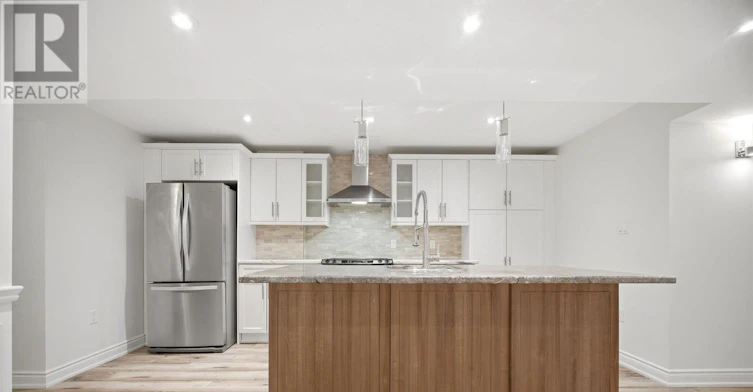 3277 Paul Henderson Drive, Mississauga, ON, L5M 0H5 - 12
