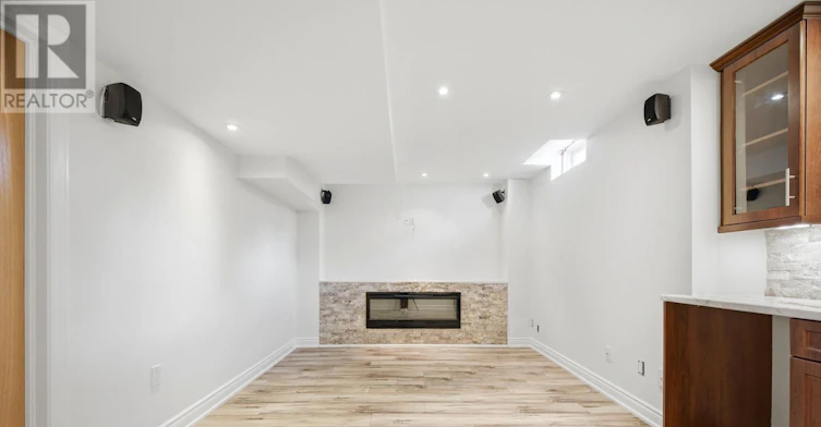 3277 Paul Henderson Drive, Mississauga, ON, L5M 0H5 - 24
