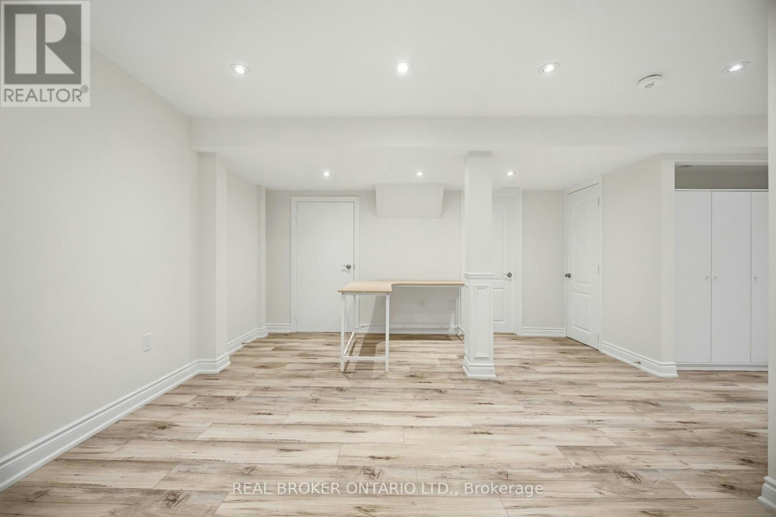 3277 Paul Henderson Drive, Mississauga, ON, L5M 0H5 - 18