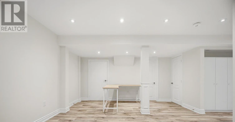 3277 Paul Henderson Drive, Mississauga, ON, L5M 0H5 - 18