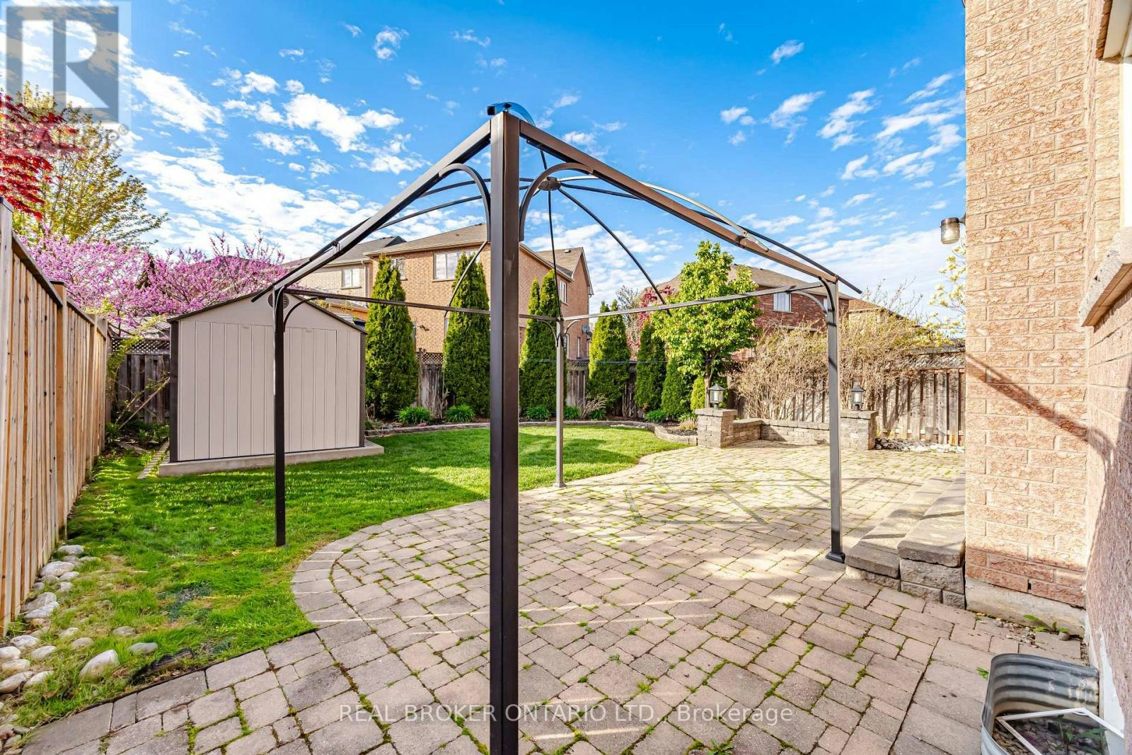 3277 Paul Henderson Drive, Mississauga, ON, L5M 0H5 - 40