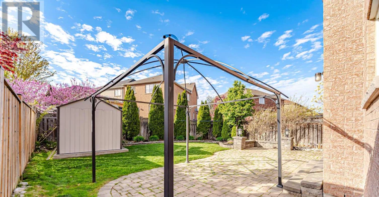 3277 Paul Henderson Drive, Mississauga, ON, L5M 0H5 - 40