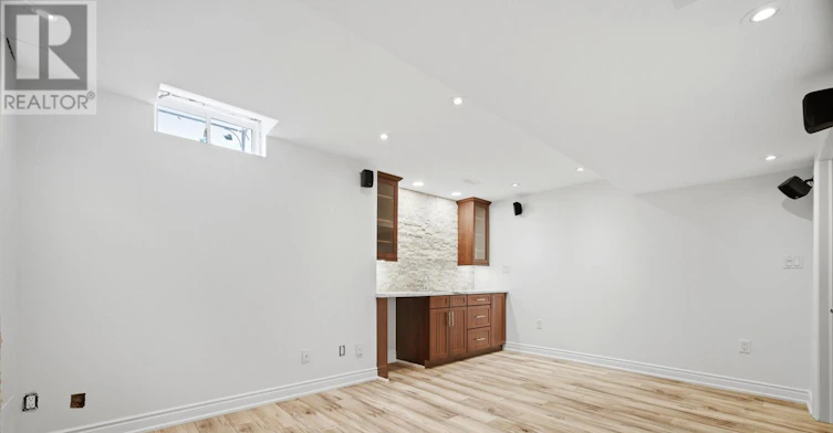 3277 Paul Henderson Drive, Mississauga, ON, L5M 0H5 - 27