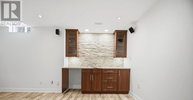 3277 Paul Henderson Drive, Mississauga, ON, L5M 0H5 - 22