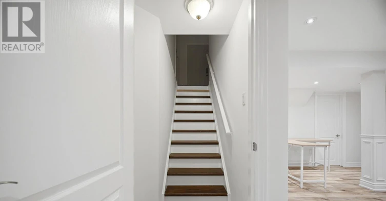 3277 Paul Henderson Drive, Mississauga, ON, L5M 0H5 - 8