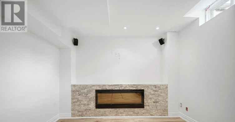 3277 Paul Henderson Drive, Mississauga, ON, L5M 0H5 - 26