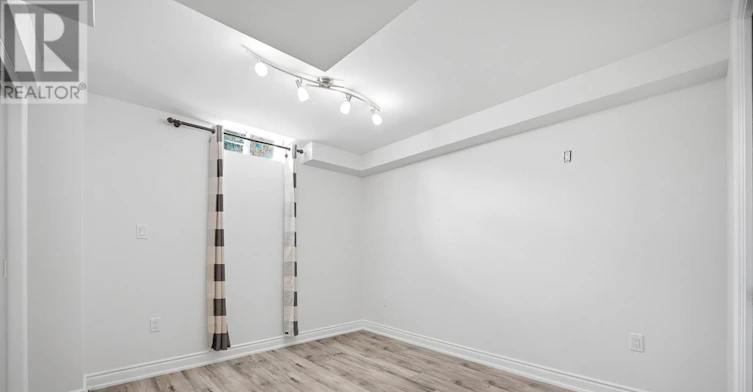 3277 Paul Henderson Drive, Mississauga, ON, L5M 0H5 - 31