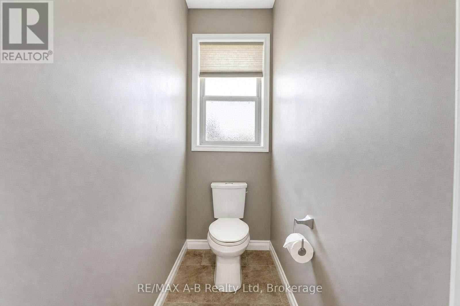 70 Kenton Street, West Perth, ON, N0K 1N0 - 30