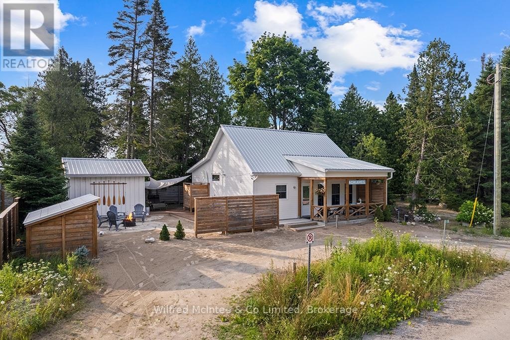 1198 2nd Avenue S, Saugeen Indian Reserve No. 29, ON, N0H 2L0
