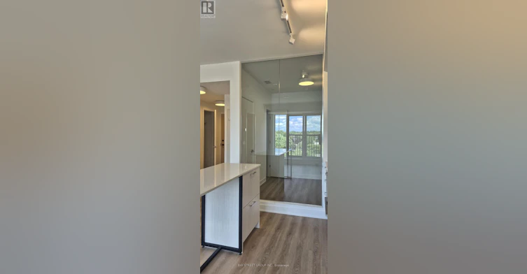 736-30 Dreamers Way, Toronto, ON, M5A 0Y7 - 8