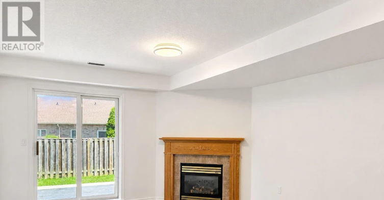 35 Diamond Court, Hamilton, ON, L9C 7V5 - 4