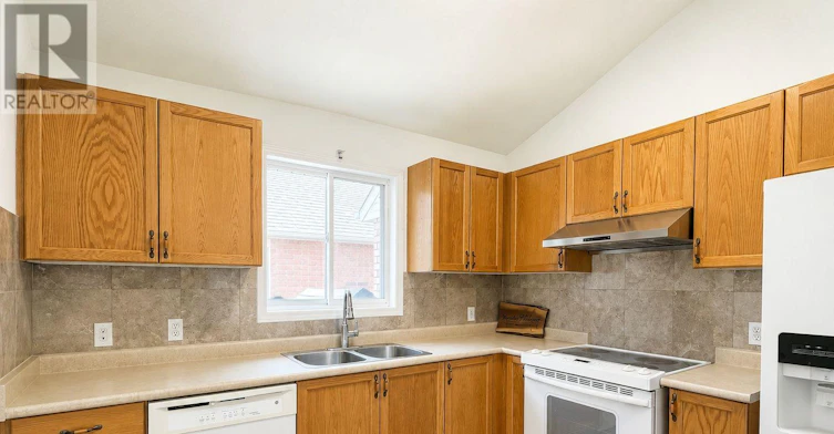 35 Diamond Court, Hamilton, ON, L9C 7V5 - 12