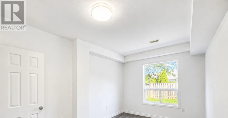 35 Diamond Court, Hamilton, ON, L9C 7V5 - 5