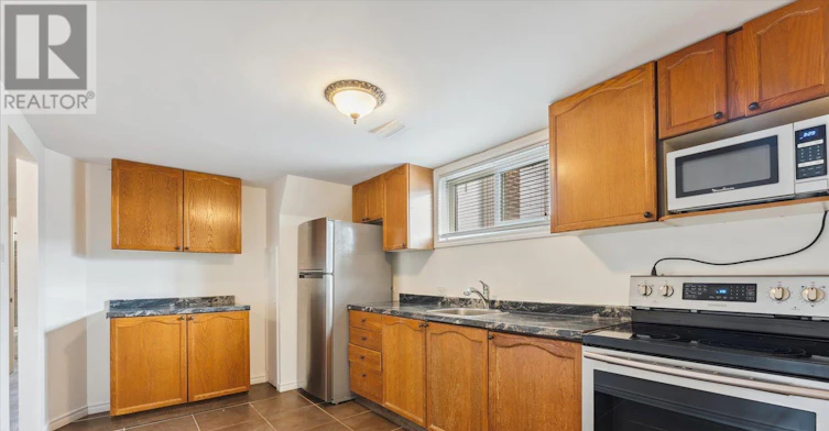 BSMT-1121 Brock Street S, Whitby, ON, L1N 4M1 - 12