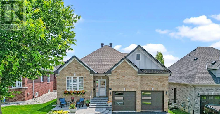 21 Ellis Crescent, Kawartha Lakes, ON, K9V 0A4