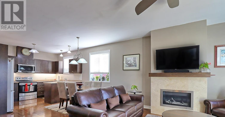 21 Ellis Crescent, Kawartha Lakes, ON, K9V 0A4 - 10