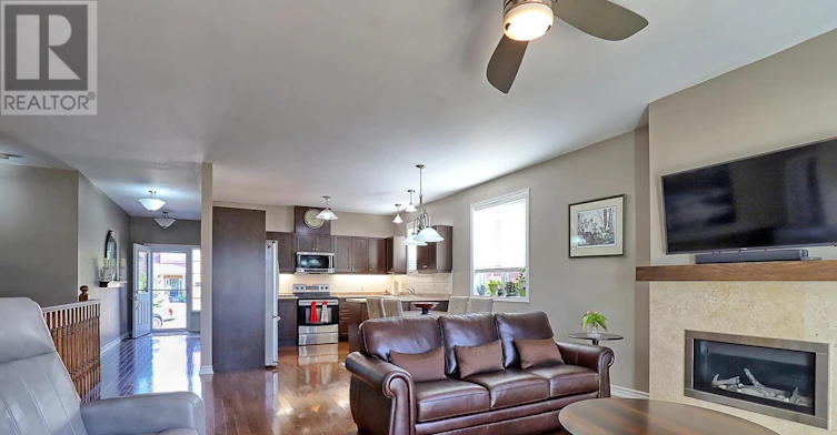 21 Ellis Crescent, Kawartha Lakes, ON, K9V 0A4 - 11