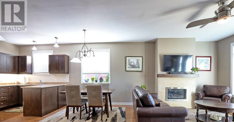 21 Ellis Crescent, Kawartha Lakes, ON, K9V 0A4 - 8