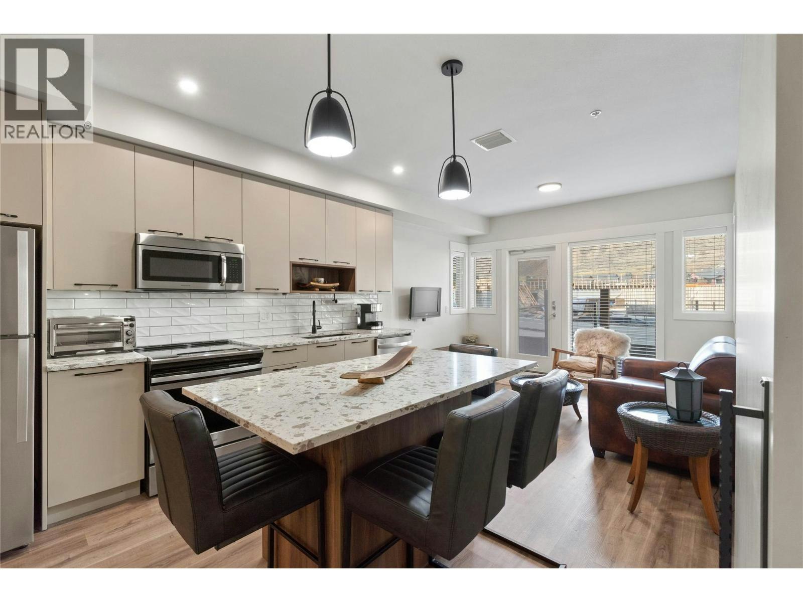 3102-1040 Talasa Court, Kamloops, BC, V2H 0C4 - 5