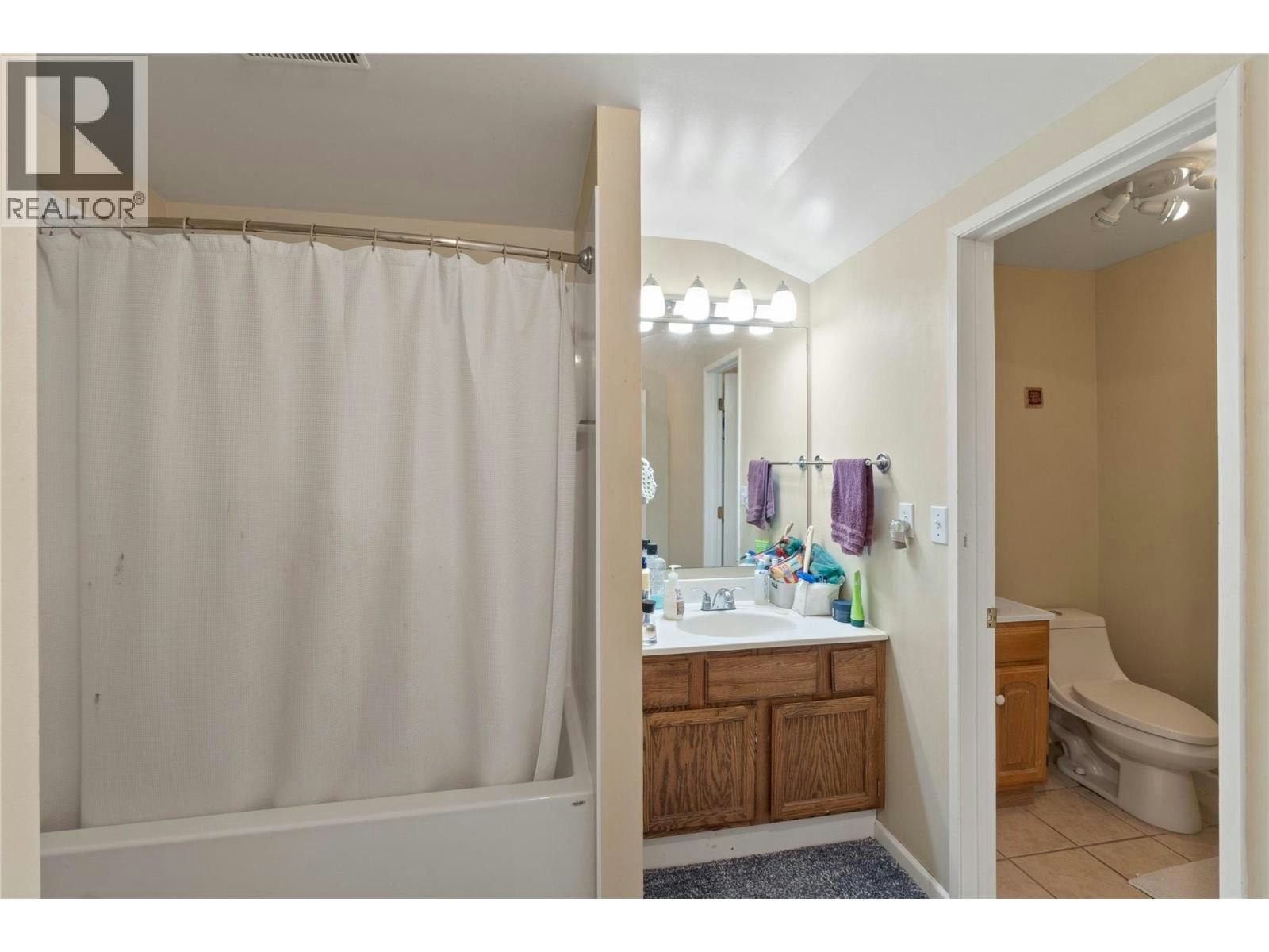 210 Robson Drive, Kamloops, BC, V2E 1W1 - 16
