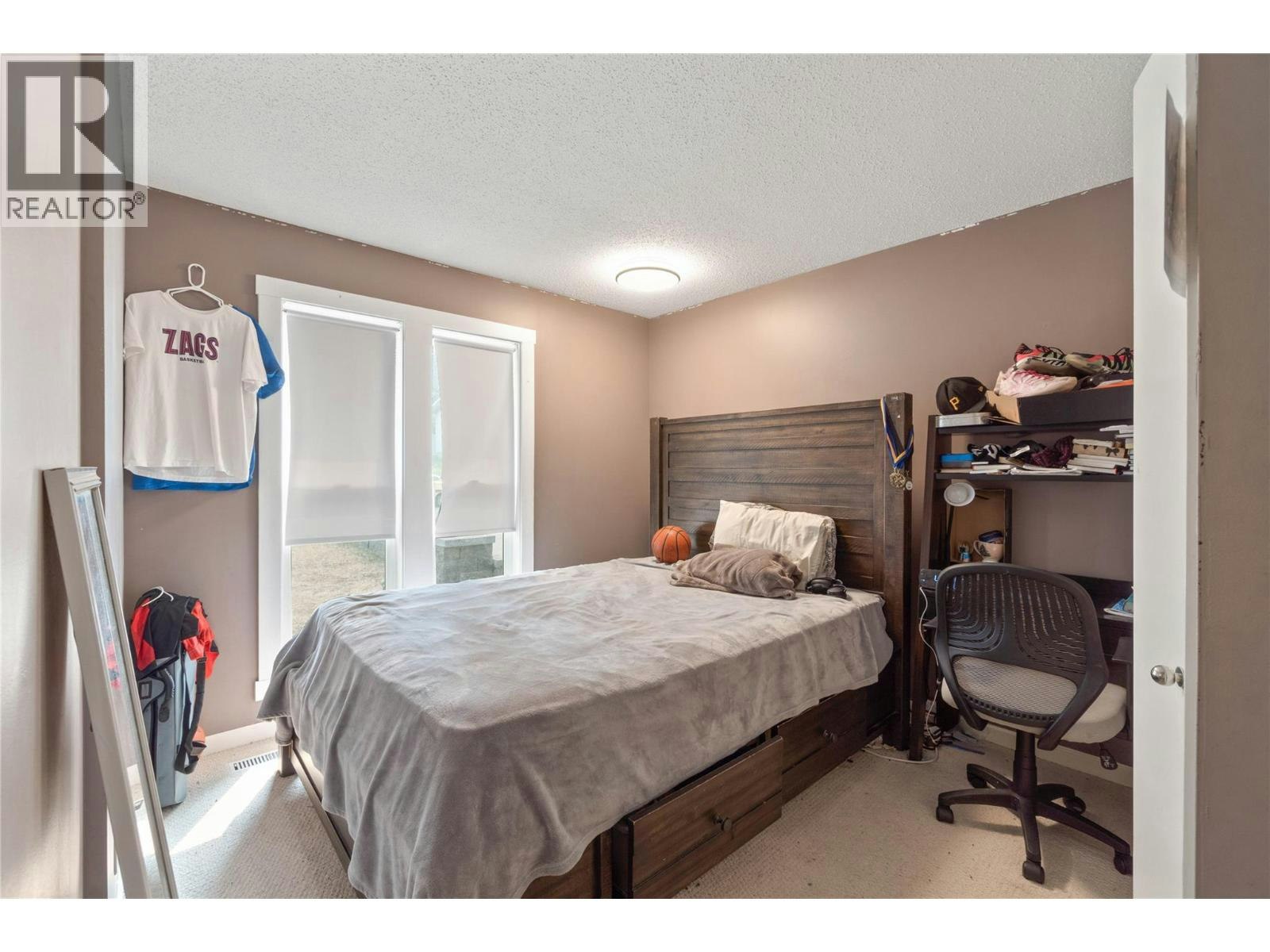 210 Robson Drive, Kamloops, BC, V2E 1W1 - 13