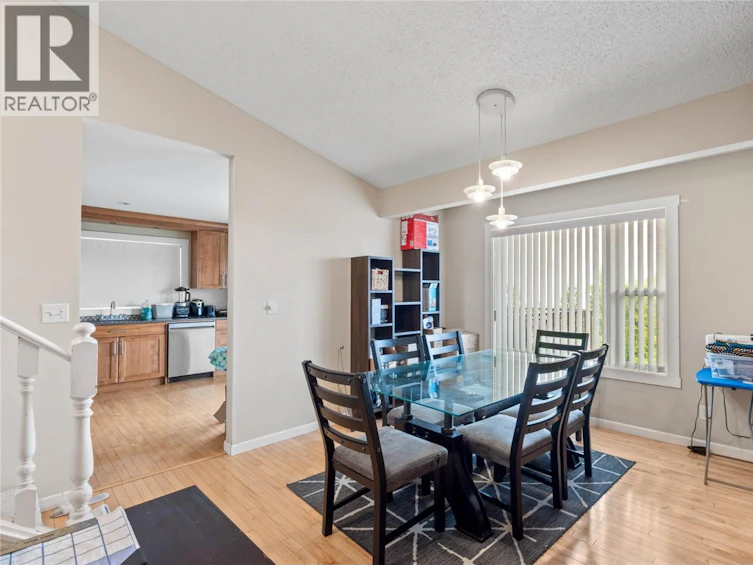 210 Robson Drive, Kamloops, BC, V2E 1W1 - 5