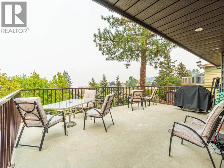 210 Robson Drive, Kamloops, BC, V2E 1W1 - 7