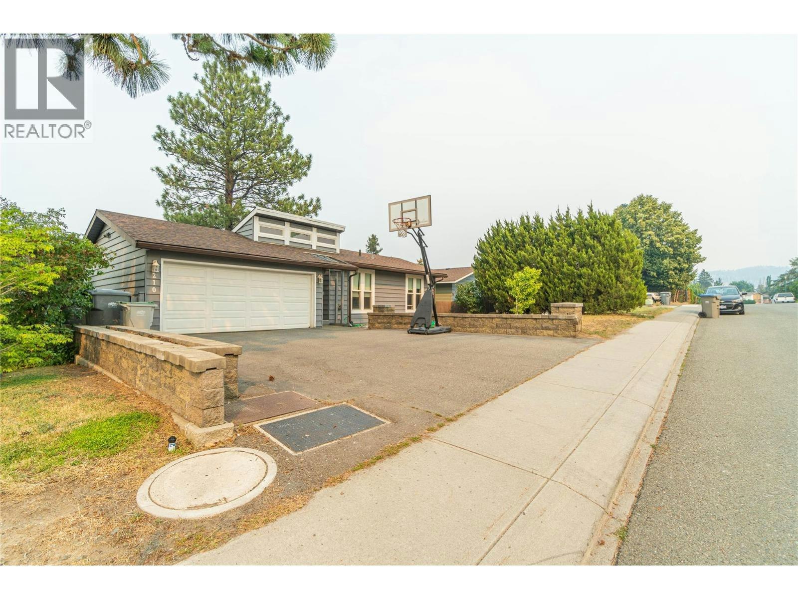 210 Robson Drive, Kamloops, BC, V2E 1W1 - 44