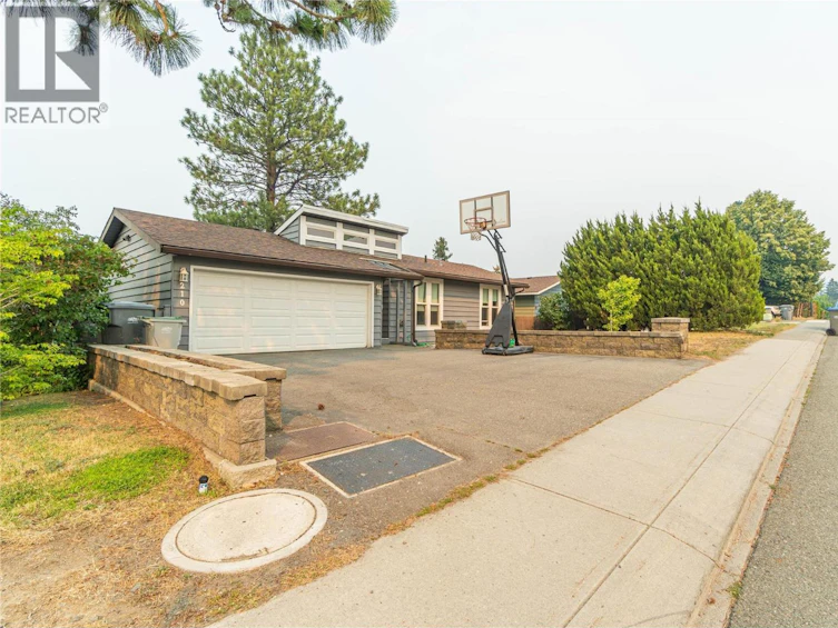210 Robson Drive, Kamloops, BC, V2E 1W1 - 44