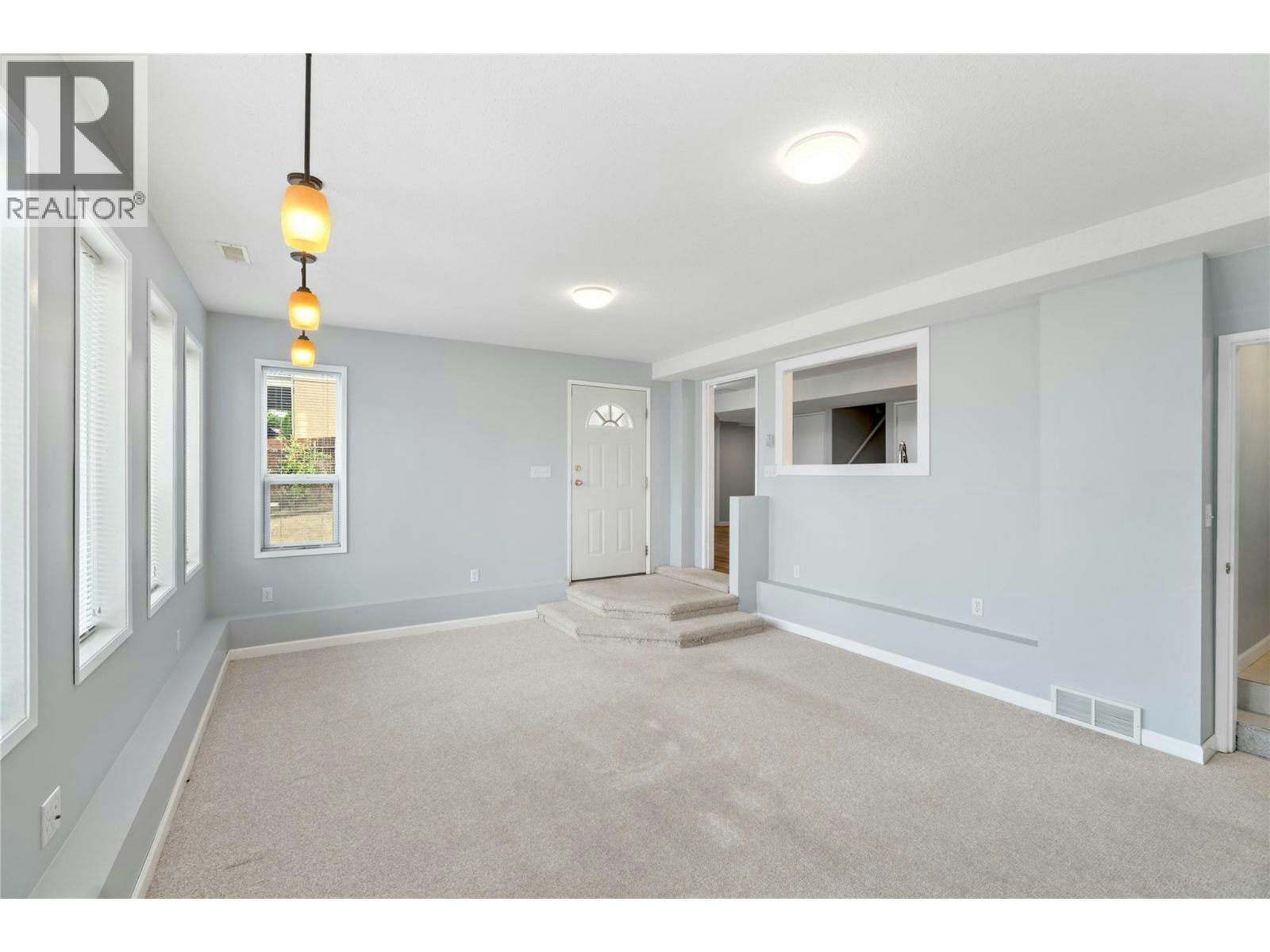 210 Robson Drive, Kamloops, BC, V2E 1W1 - 21