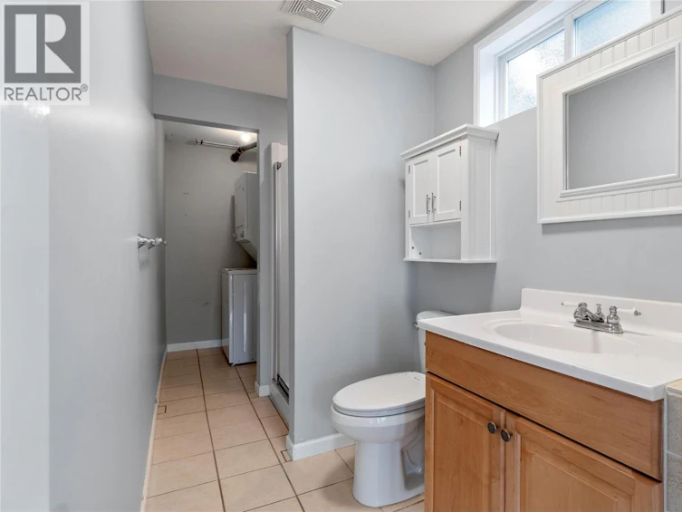 210 Robson Drive, Kamloops, BC, V2E 1W1 - 22
