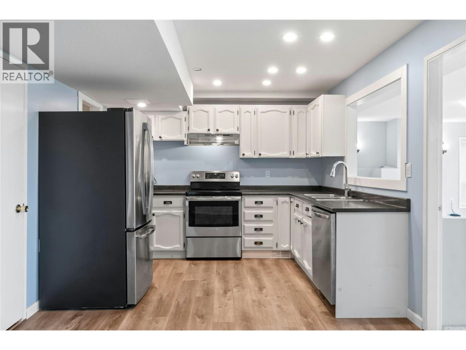 210 Robson Drive, Kamloops, BC, V2E 1W1 - 27