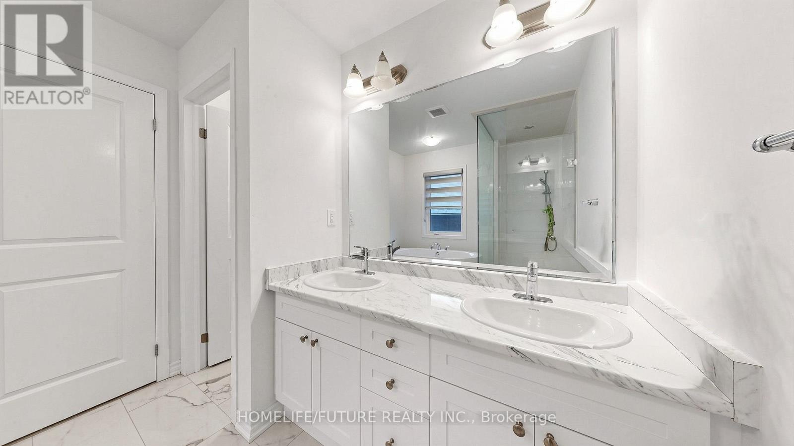 1406 Swallowtail Lane, Pickering, ON, L1X 0N8 - 21