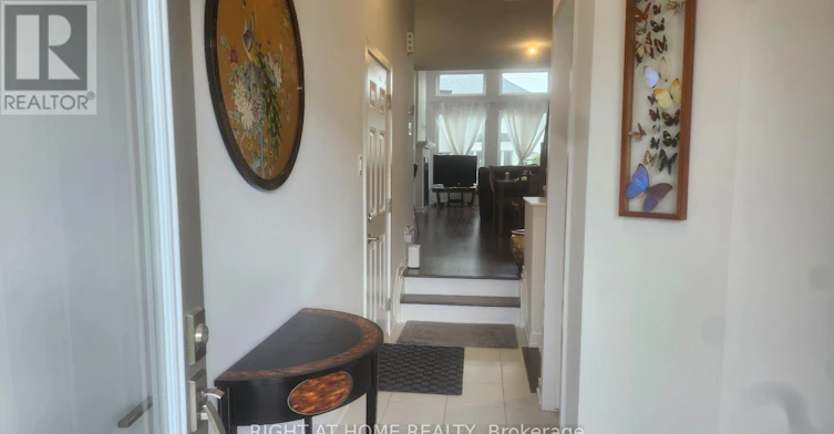 212 Trumpeter Grove, Ottawa, ON, K4M 1B2 - 4