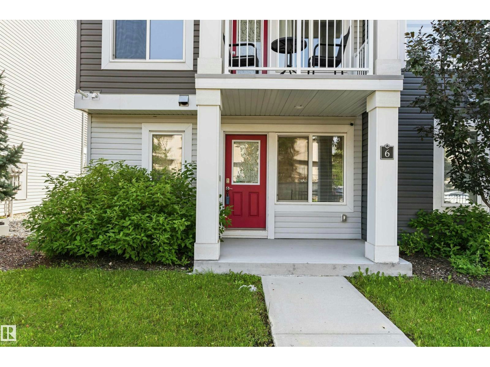 6-16335 84 Street NW - 3