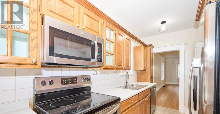 4592 Sixth Avenue, Niagara Falls, ON, L2E 4T3 - 12