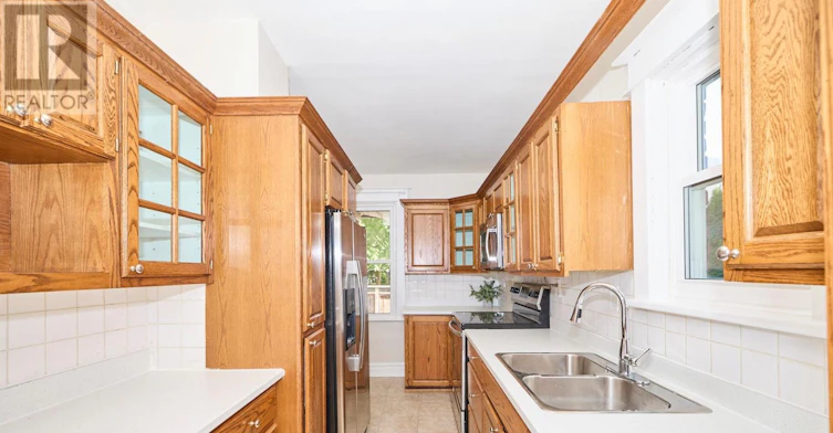 4592 Sixth Avenue, Niagara Falls, ON, L2E 4T3 - 11