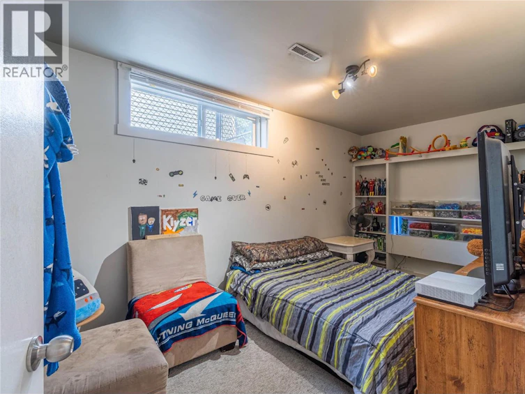 2215 Barbara Avenue, Kamloops, BC, V2B 4J4 - 36
