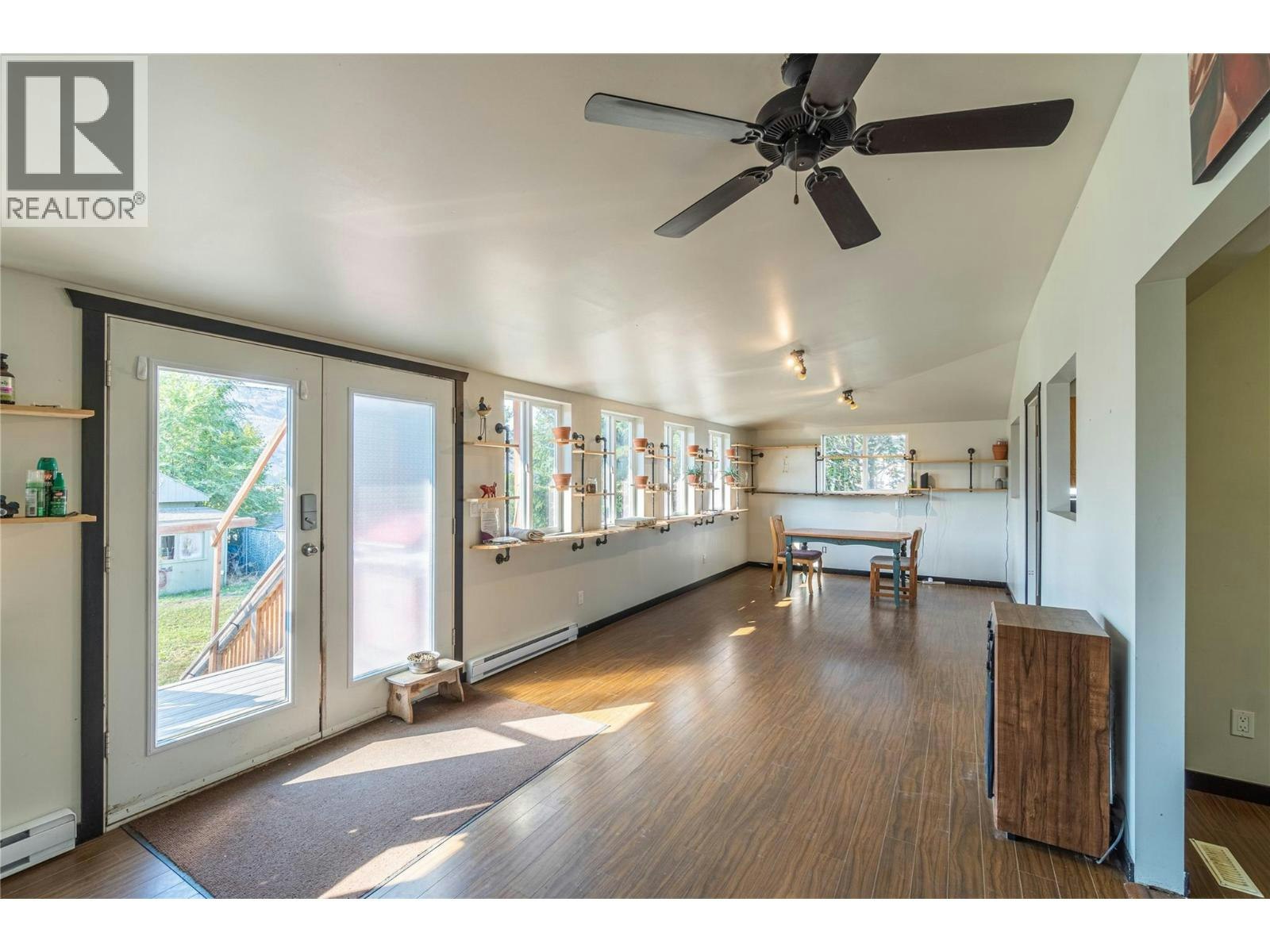 2215 Barbara Avenue, Kamloops, BC, V2B 4J4 - 6