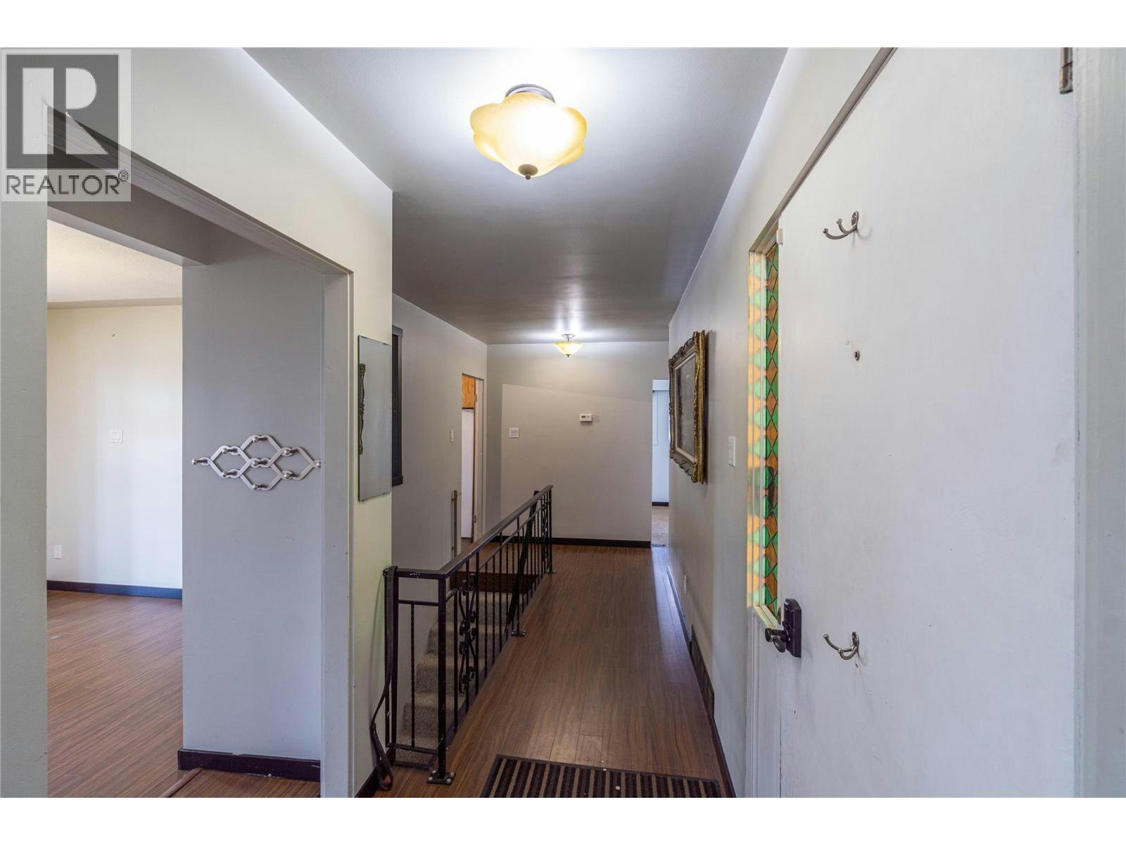 2215 Barbara Avenue, Kamloops, BC, V2B 4J4 - 19
